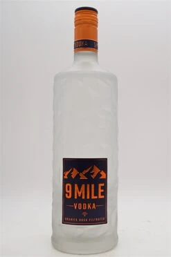Vodka 1 Liter 6 X Fl. Sparset -Getränke Verkaufsgeschäft dsc08478