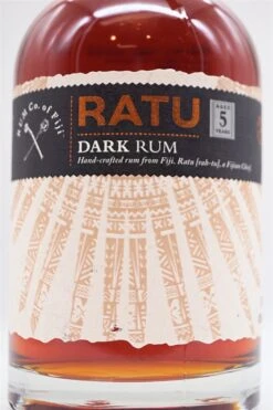 5 Jahre Premium Dark Rum -Getränke Verkaufsgeschäft dsc09192fpapuwdxopyry